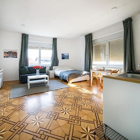 P & B Apartment ลูบลิยานา ภายนอก รูปภาพ
